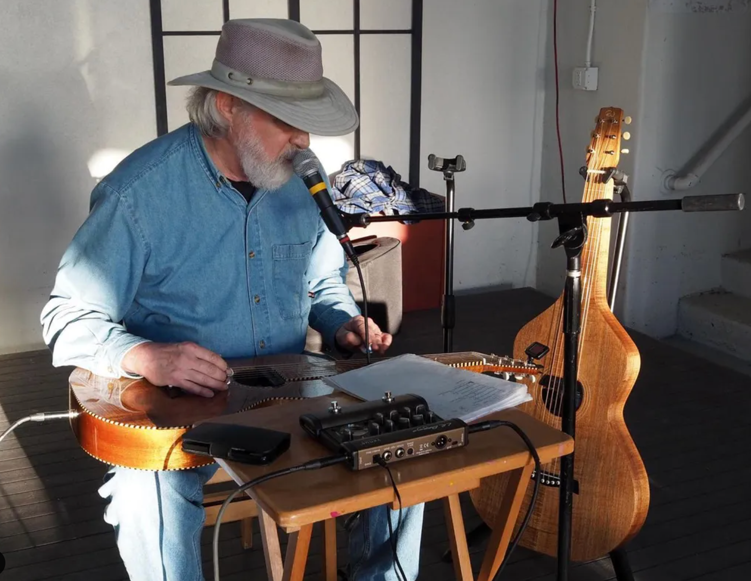 Stephen Houpt plays a custom Richard Wilson Style 1 Baritone in his studio
