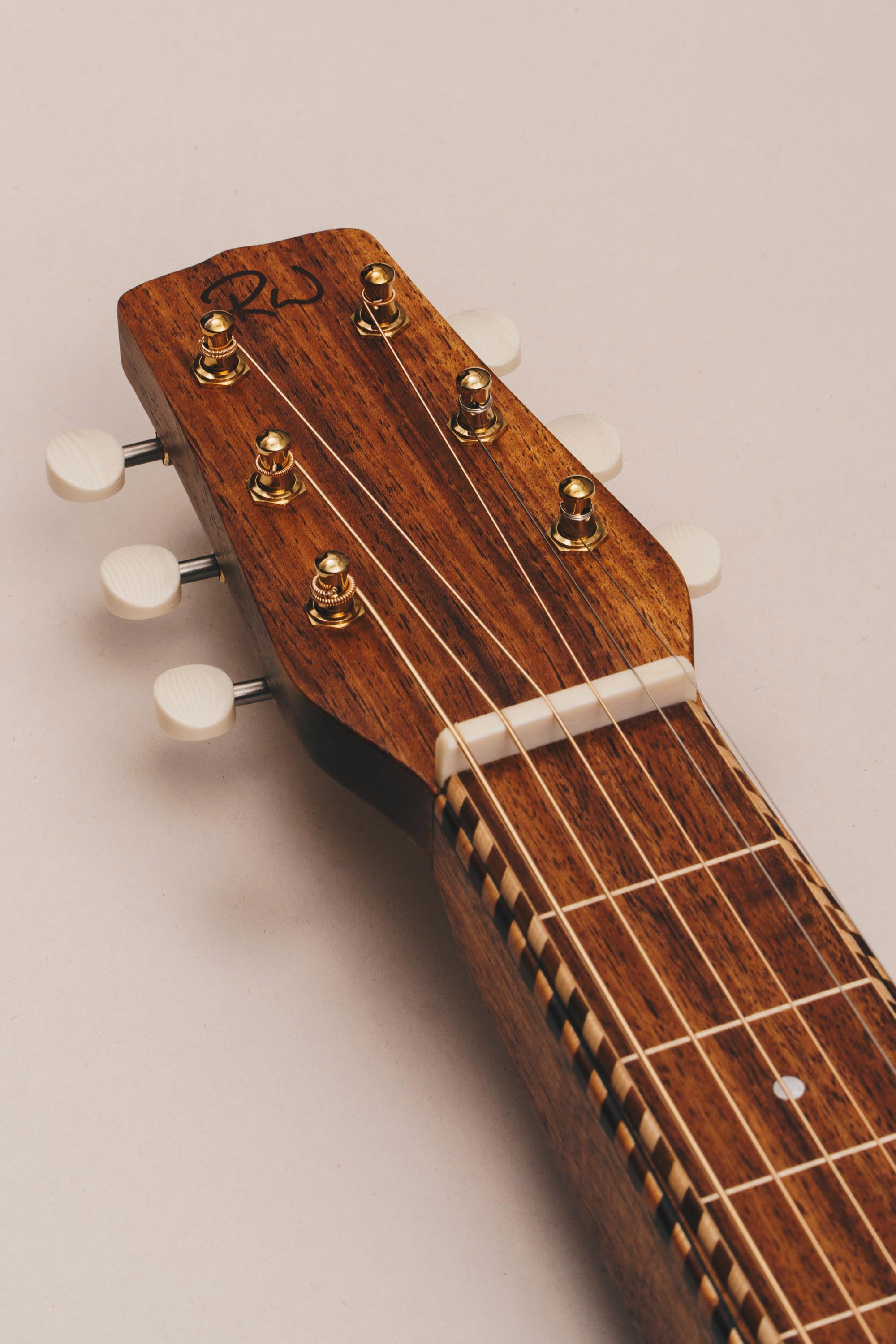 Hawaiian Koa Style 3 Weissenborn Guitar Weissenborn Acoustic Lap Steel Slide Guitar by master luthier Richard Wilson. Handcrafted in Australia. Serial no. RW2345-435.