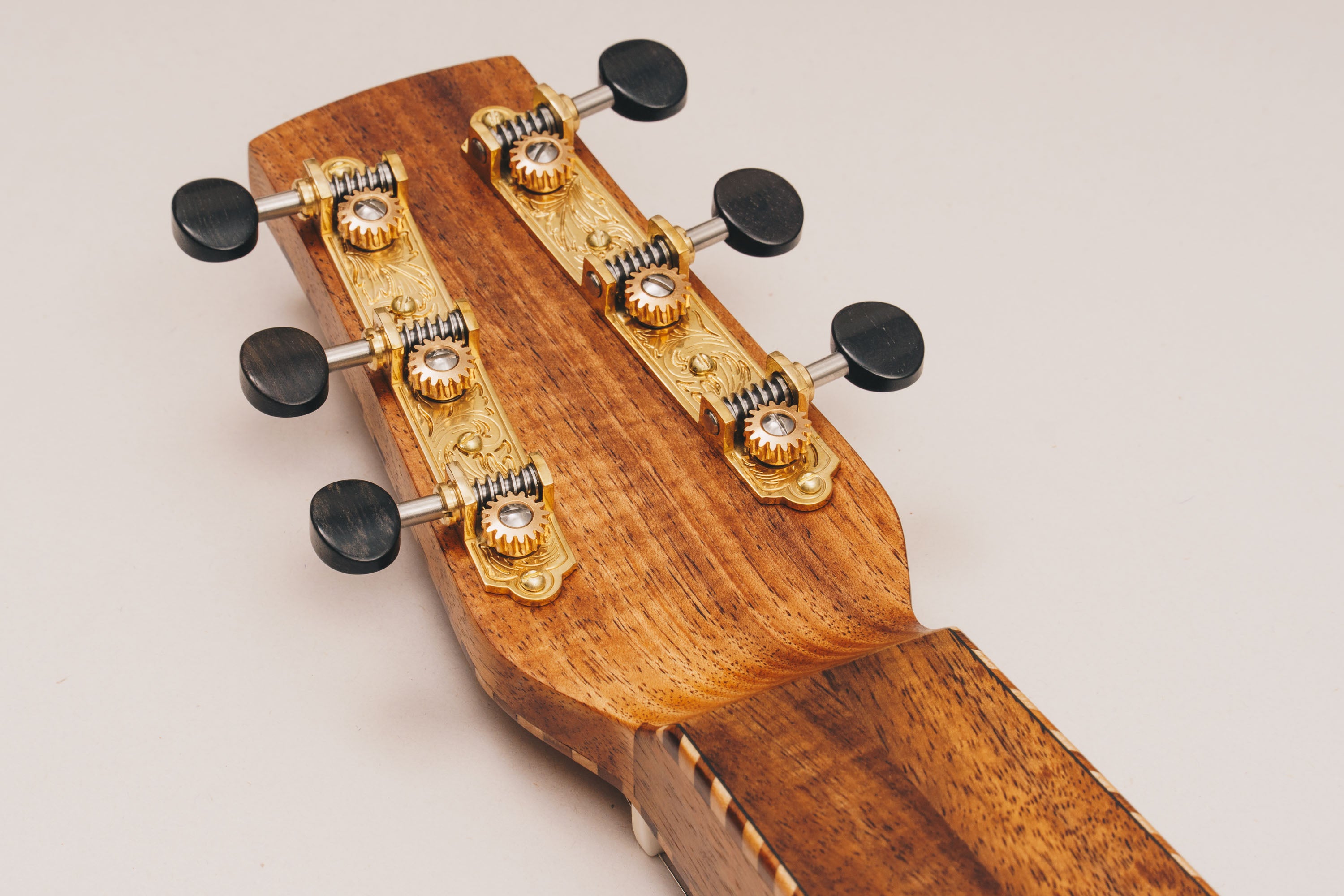 Hawaiian Koa Style 4 Weissenborn Guitar Weissenborn Acoustic Lap Steel Slide Guitar by master luthier Richard Wilson. Handcrafted in Australia. Serial no. RW2360-450.