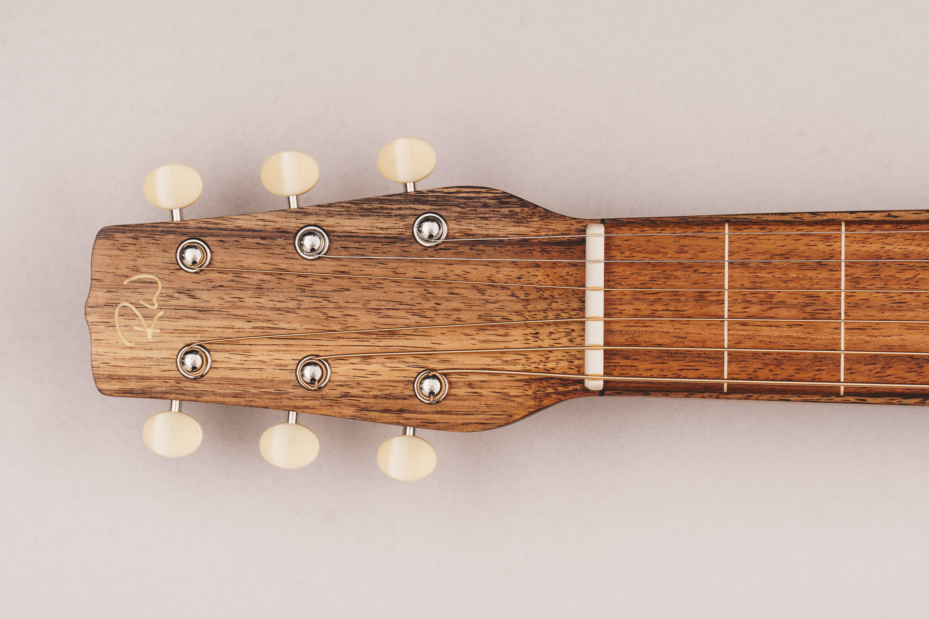 Style 1 Weissenborn Guitar Weissenborn Acoustic Lap Steel Slide Guitar by master luthier Richard Wilson. Handcrafted in Australia. Serial no. RW2112-301.