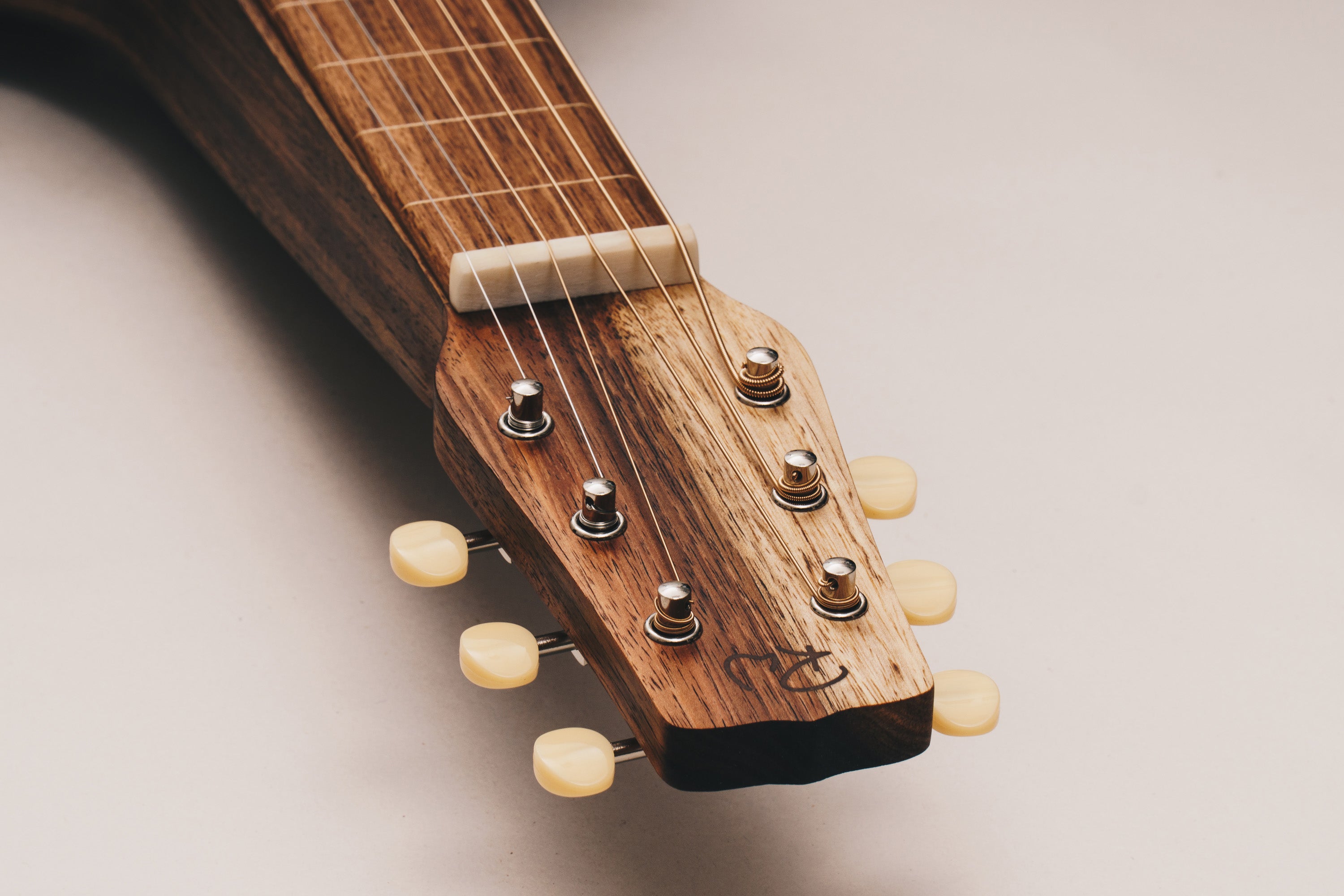 Style 1 Weissenborn Guitar Weissenborn Acoustic Lap Steel Slide Guitar by master luthier Richard Wilson. Handcrafted in Australia. Serial no. RW2305-395.