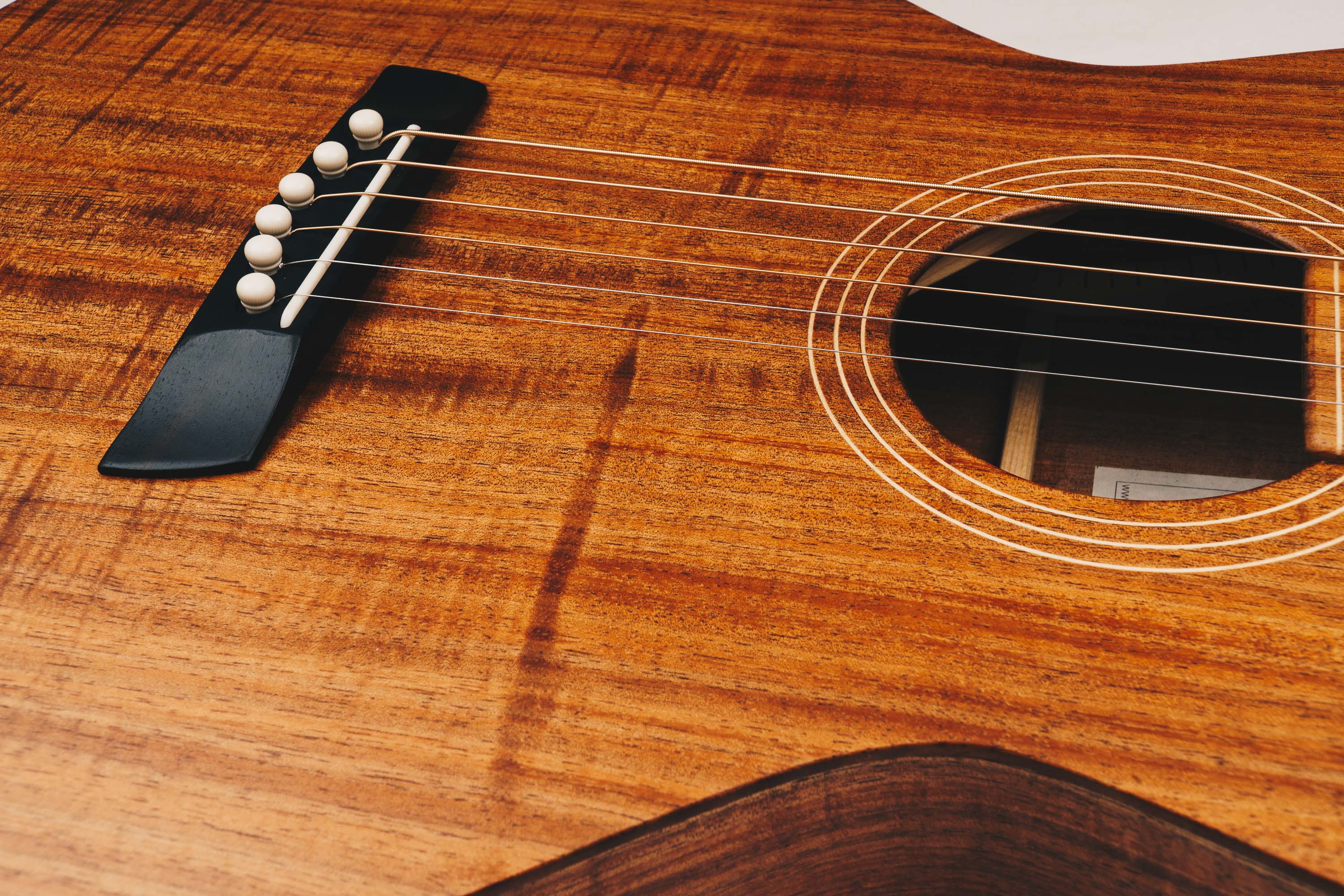 Tasmanian Blackwood Style 1 Weissenborn Acoustic Lap Steel Slide Guitar by master luthier Richard Wilson. Handcrafted in Australia. Serial no. RW1914-234.