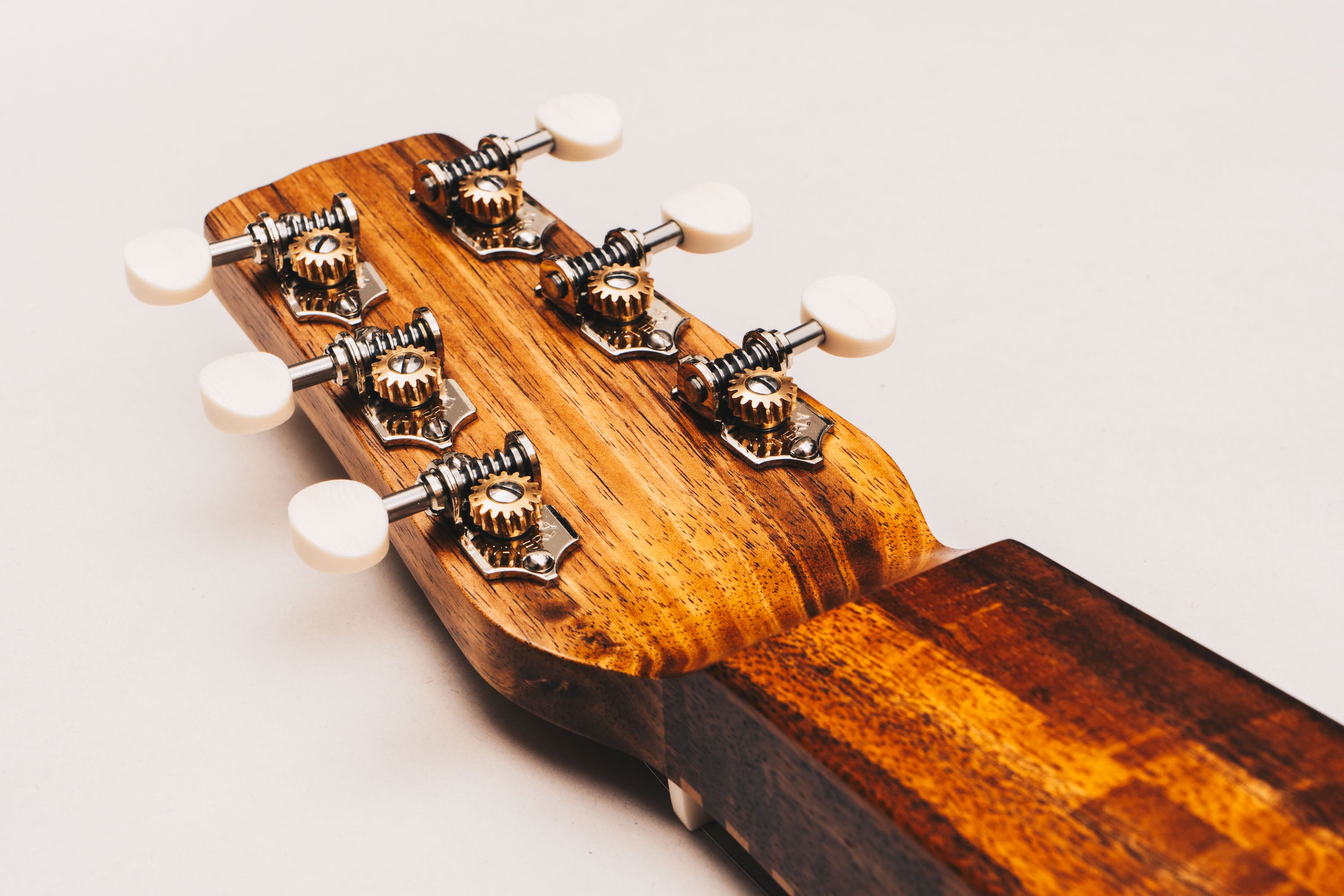 Hawaiian Koa Style 3 Weissenborn Guitar Weissenborn Acoustic Lap Steel Slide Guitar by master luthier Richard Wilson. Handcrafted in Australia. Serial no. RW2612-499.
