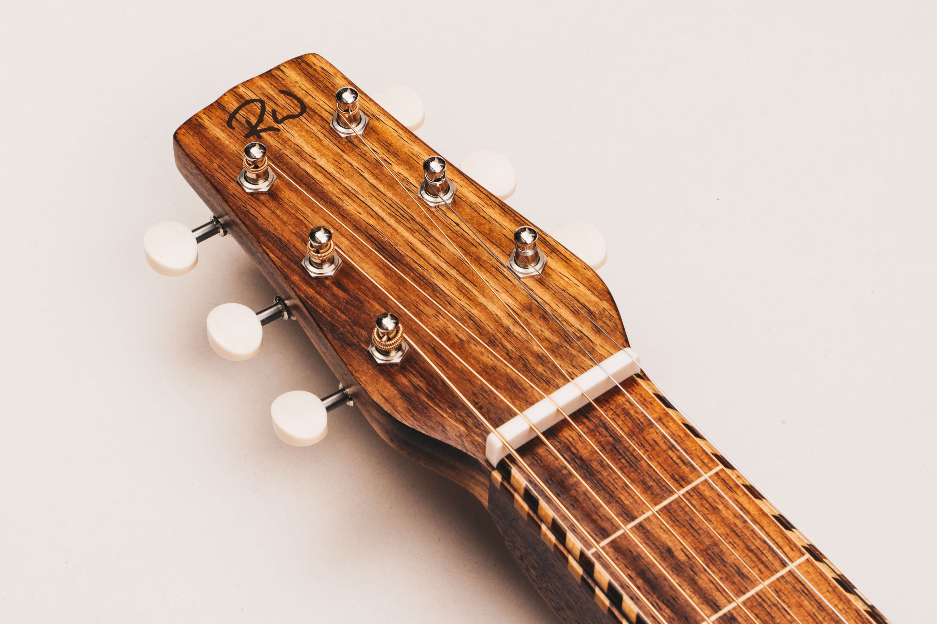 Hawaiian Koa Style 3 Weissenborn Guitar Weissenborn Acoustic Lap Steel Slide Guitar by master luthier Richard Wilson. Handcrafted in Australia. Serial no. RW2612-499.