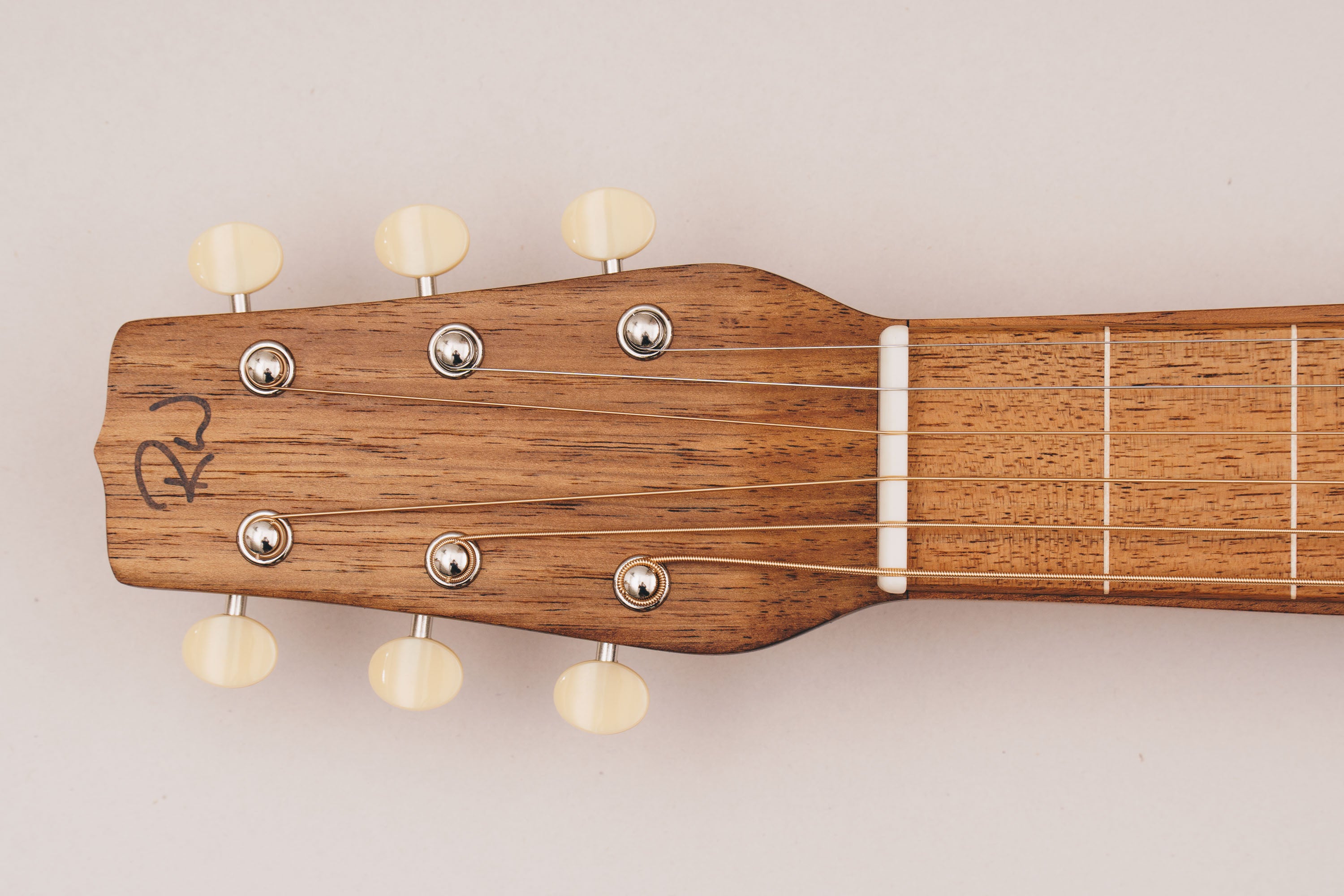 Style 1 Weissenborn Guitar - Tasmanian Blackwood Weissenborn Acoustic Lap Steel Slide Guitar by master luthier Richard Wilson. Handcrafted in Australia. Serial no. RW2414-464.