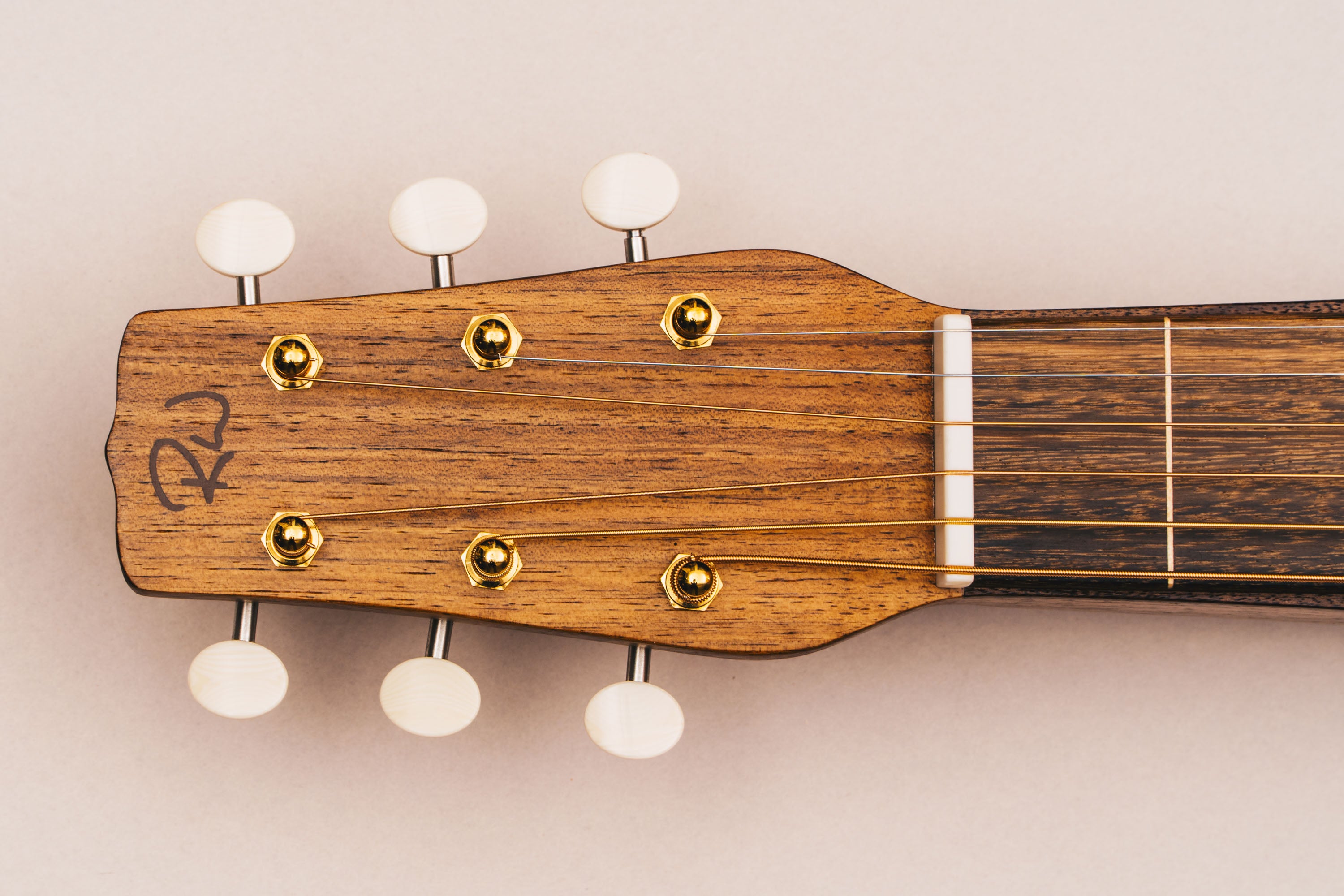Style 1 Weissenborn Guitar - Tasmanian Blackwood Weissenborn Acoustic Lap Steel Slide Guitar by master luthier Richard Wilson. Handcrafted in Australia. Serial no. RW2601-488.