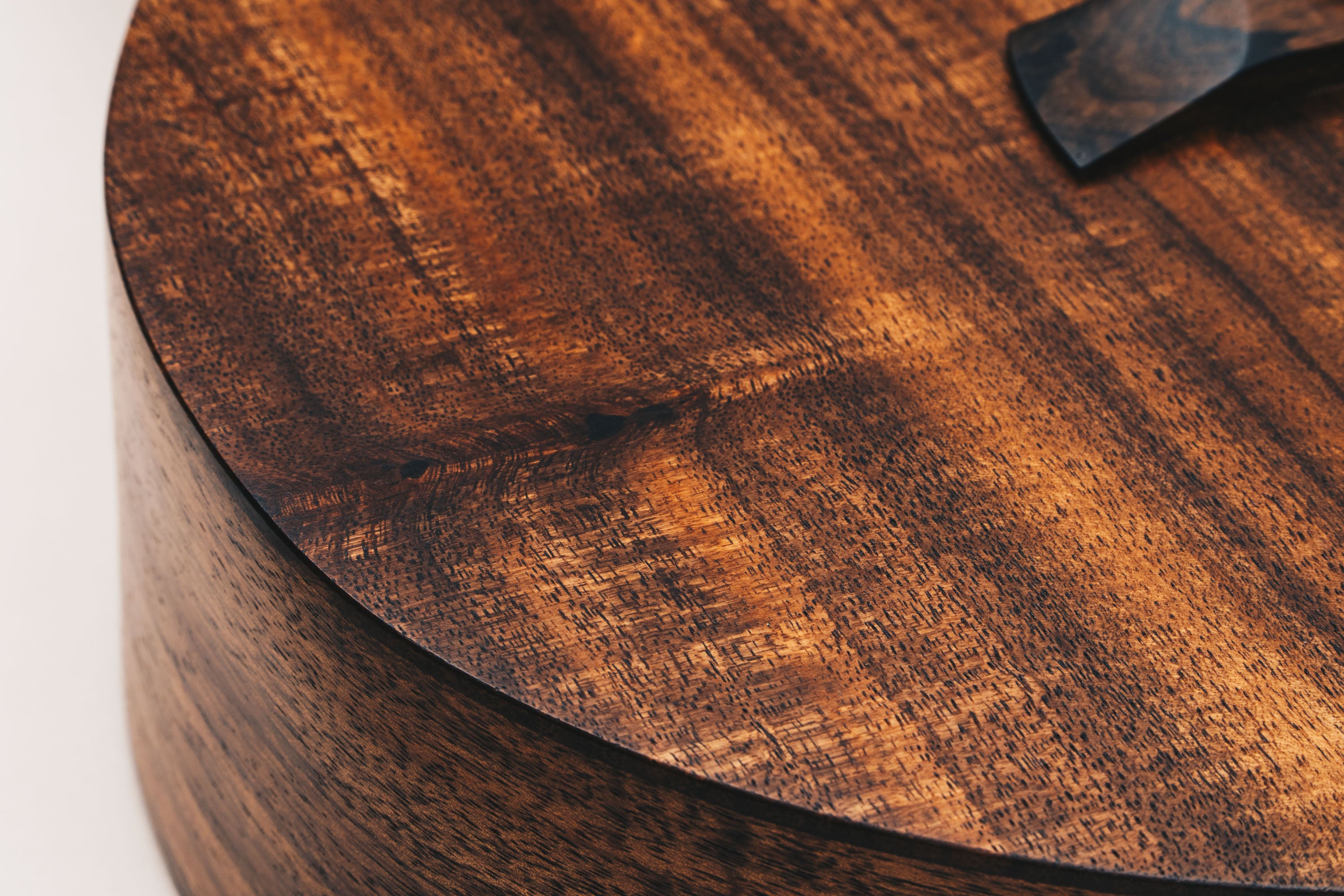 Style 1 Weissenborn Guitar - Tasmanian Blackwood Weissenborn Acoustic Lap Steel Slide Guitar by master luthier Richard Wilson. Handcrafted in Australia. Serial no. RW2620-507.