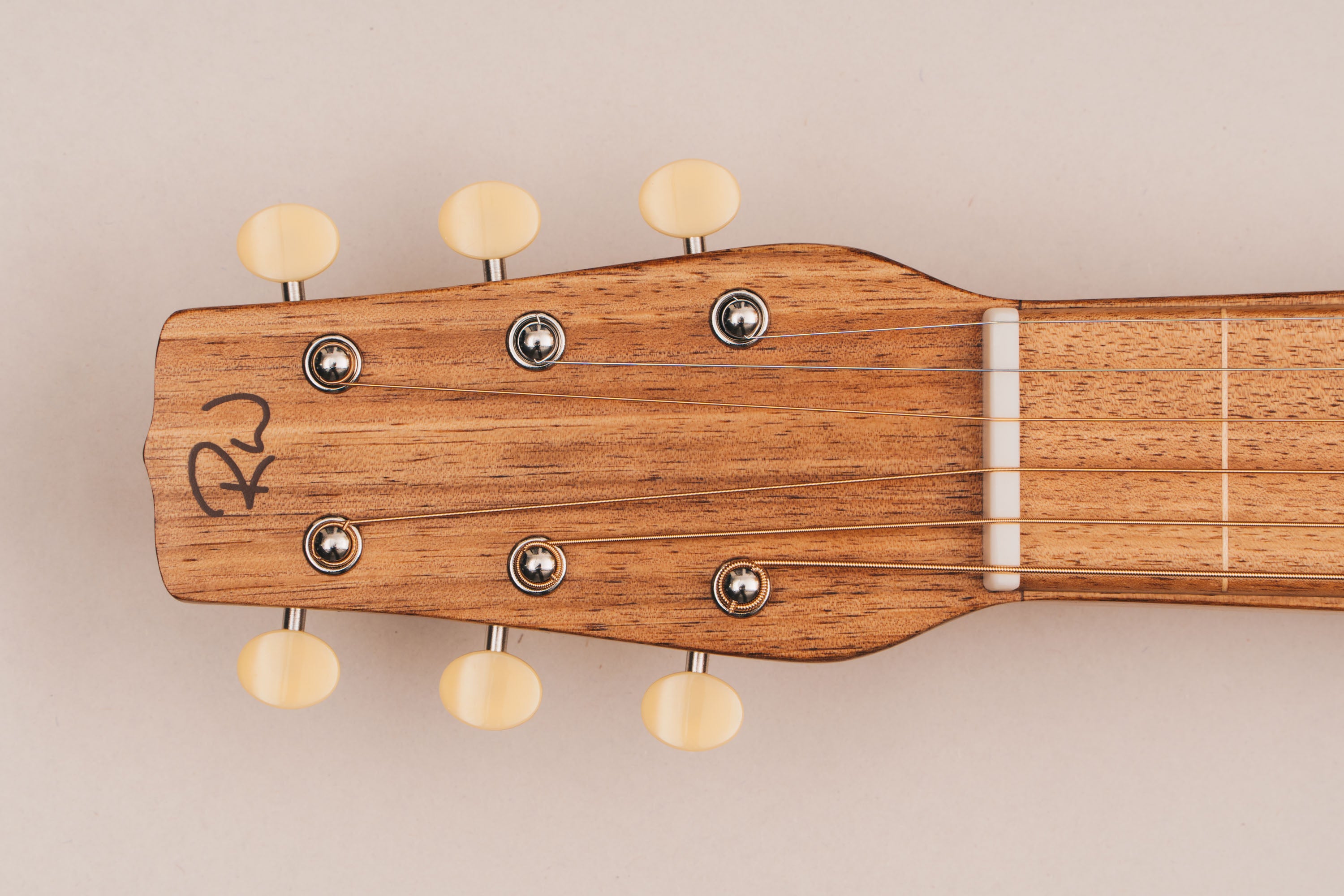 Style 1 Weissenborn Guitar - Tasmanian Blackwood Weissenborn Acoustic Lap Steel Slide Guitar by master luthier Richard Wilson. Handcrafted in Australia. Serial no. RW2623-510.