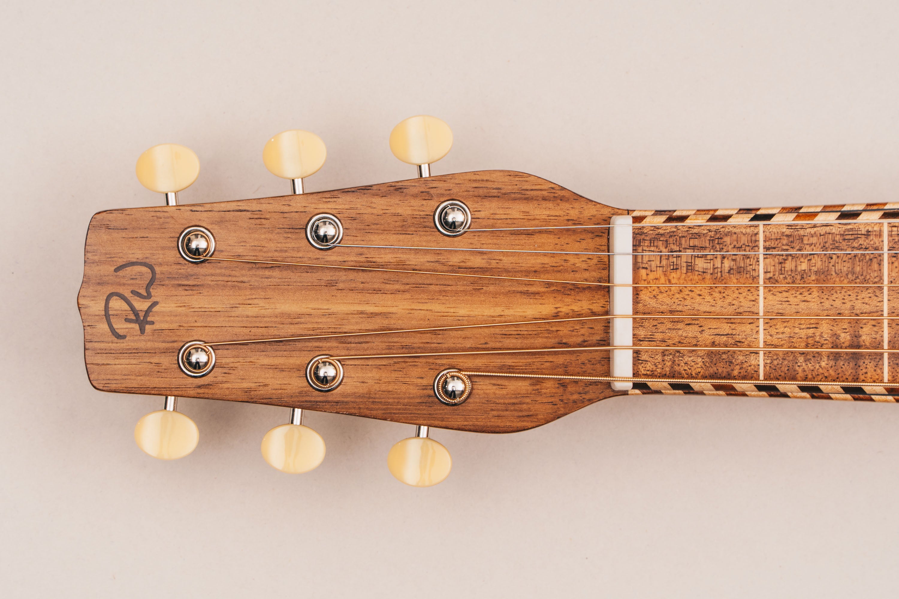 Style 3 Weissenborn Guitar - Tasmanian Blackwood Weissenborn Acoustic Lap Steel Slide Guitar by master luthier Richard Wilson. Handcrafted in Australia. Serial no. RW2617-504.
