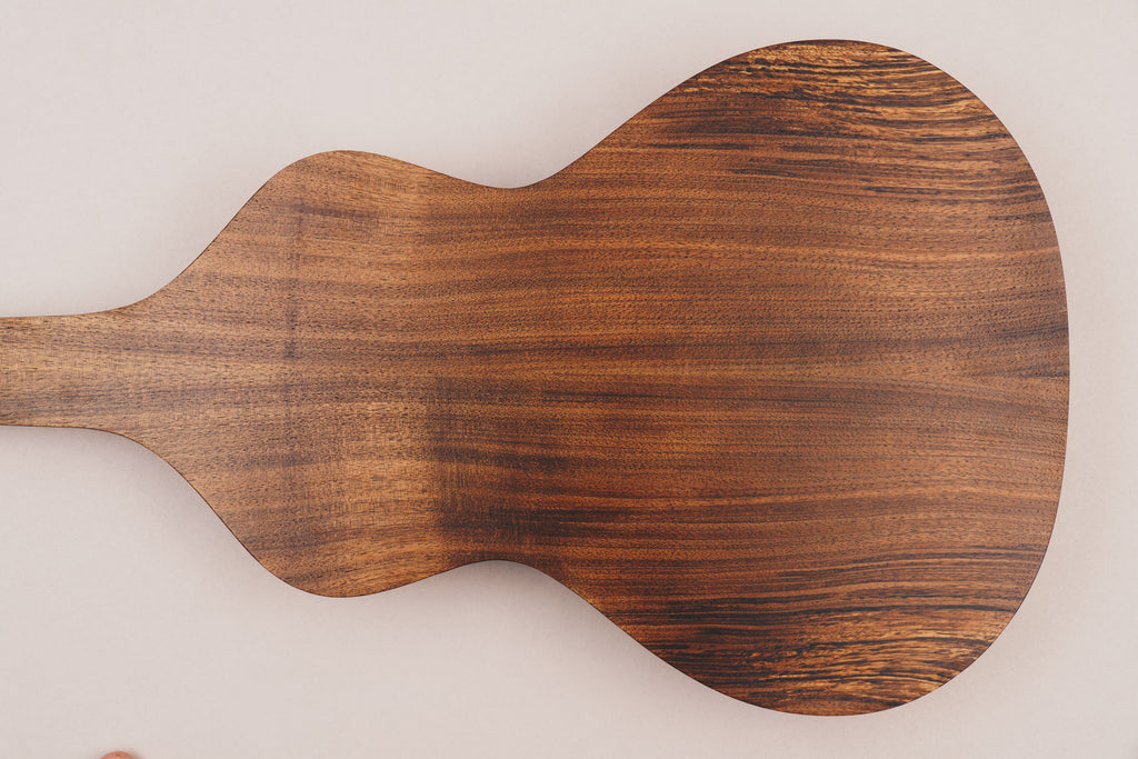 Style 1 Weissenborn Guitar Weissenborn Acoustic Lap Steel Slide Guitar by master luthier Richard Wilson. Handcrafted in Australia. Serial no. RW2246-376.