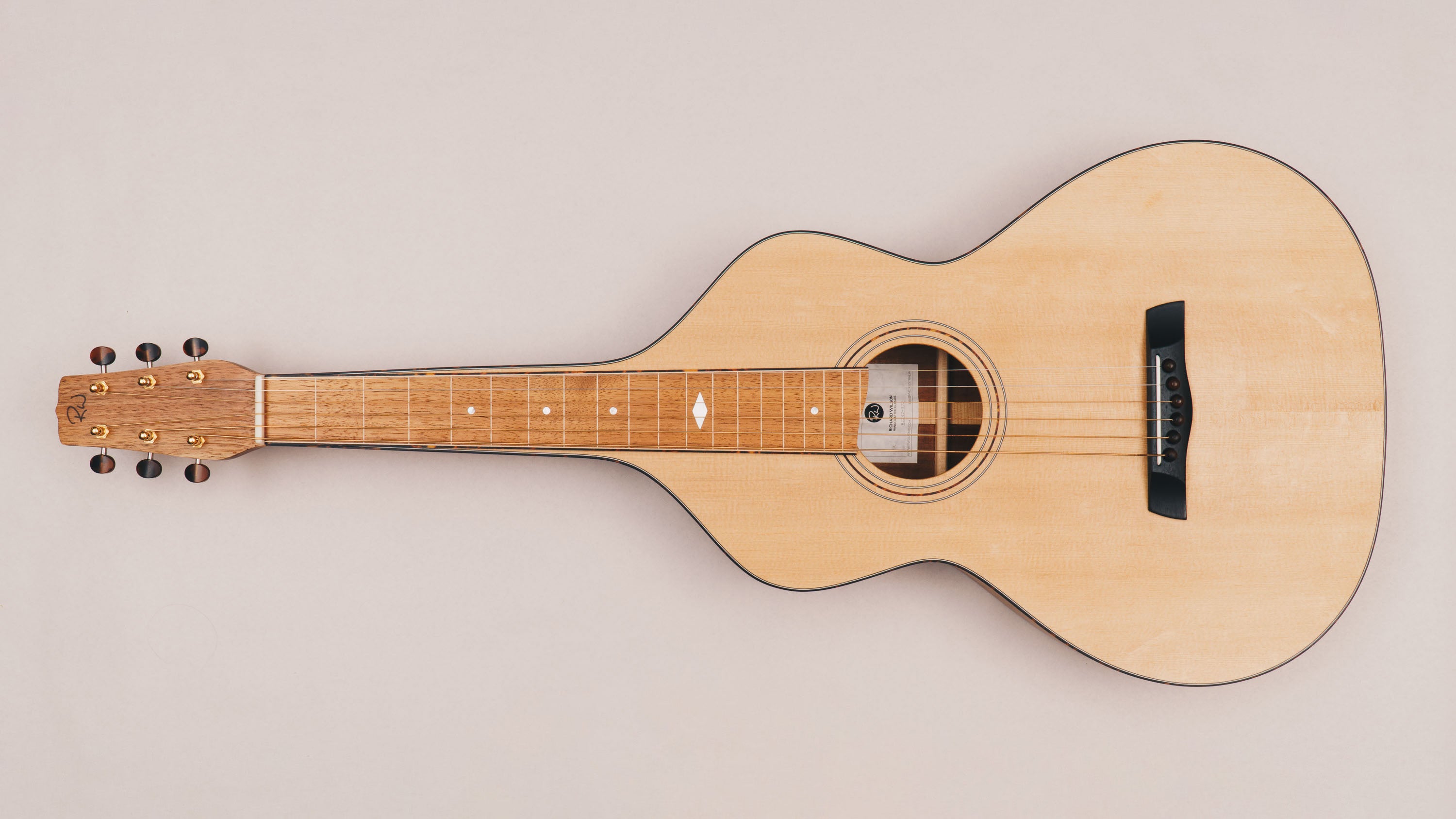 Style 2 Weissenborn Guitar Weissenborn Acoustic Lap Steel Slide Guitar by master luthier Richard Wilson. Handcrafted in Australia. Serial no. RW2242-372.